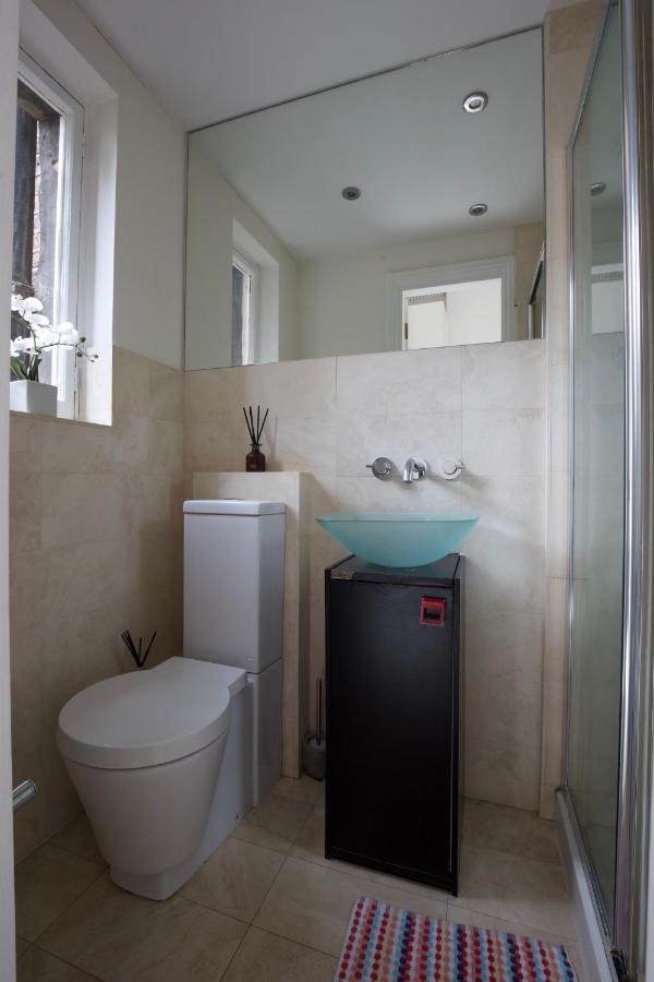 Large 2 Beds Flat Overlooking Clapham Common Park Лондон Екстериор снимка