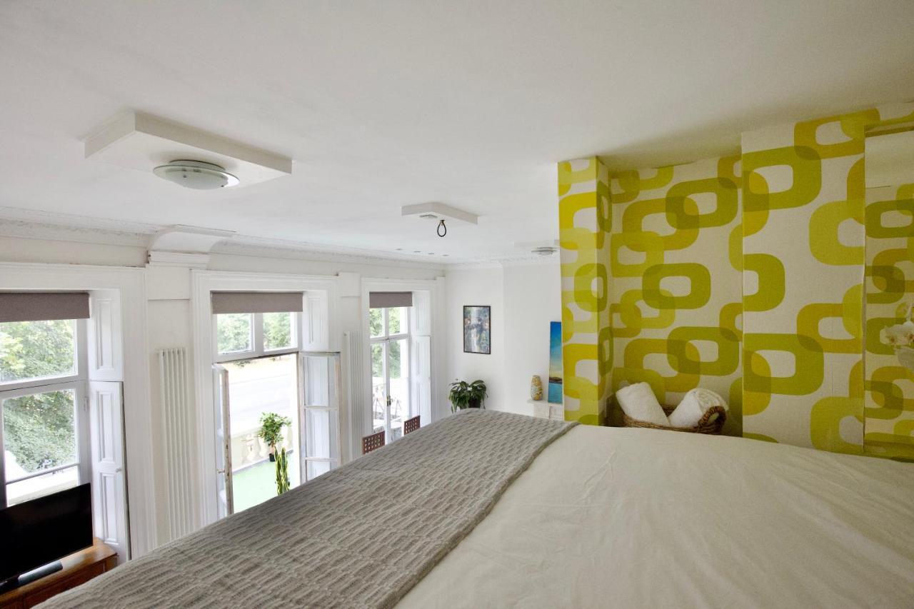 Large 2 Beds Flat Overlooking Clapham Common Park Лондон Екстериор снимка