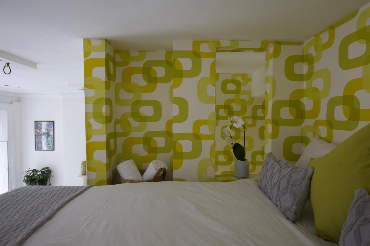 Large 2 Beds Flat Overlooking Clapham Common Park Лондон Екстериор снимка