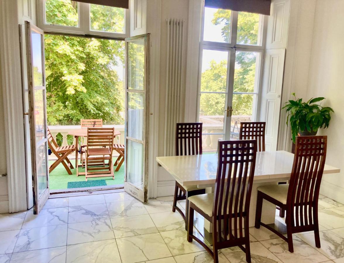 Large 2 Beds Flat Overlooking Clapham Common Park Лондон Екстериор снимка