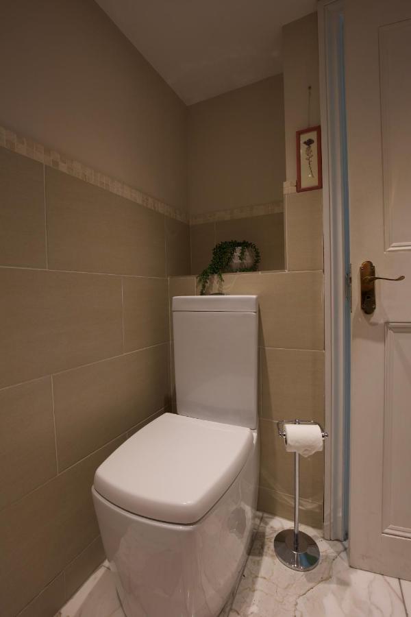 Large 2 Beds Flat Overlooking Clapham Common Park Лондон Екстериор снимка